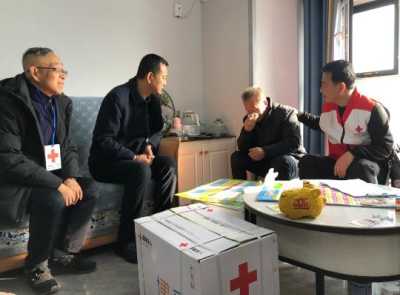 寧夏紅十字會為困難群眾送去320萬元物資